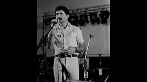 Юрий Лир - выступление на юбилейном концерте Рижского Рок-клуба 31.10.1987. Музыкальное хулиганство!