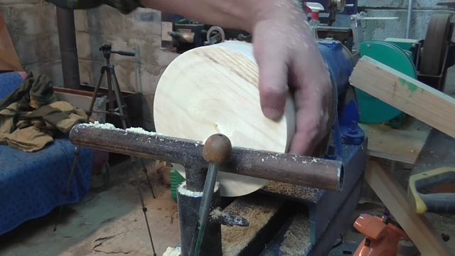 Тарелка из сосны или как правильно точить поперек волокон ! смотреть онлайн