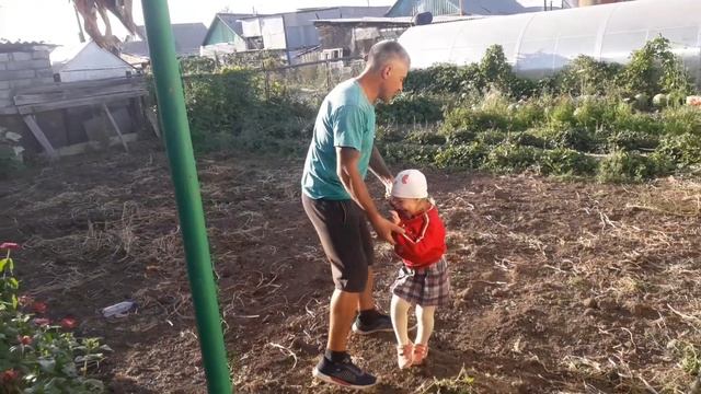 #другаяжизнь И работаем и отдыхаем. Живу обычной жизнью. #семья #огород