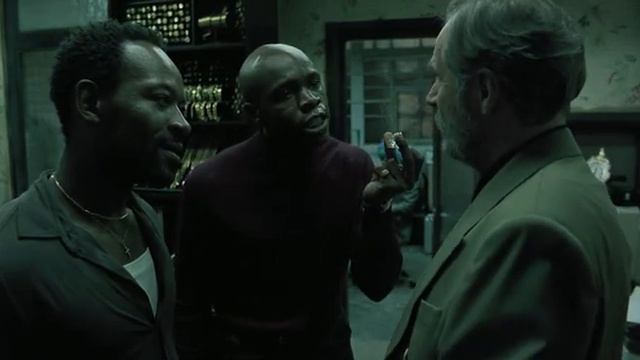 Большой куш - Борис забирает камень смотреть онлайн