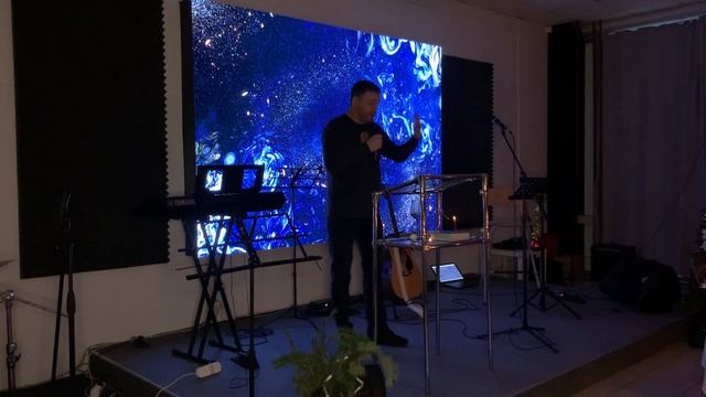 Семейный Семинар, Урок второй : "Обещание Завоёвывать" смотреть онлайн