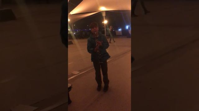 Young Clarinet and Tambourine players смотреть онлайн