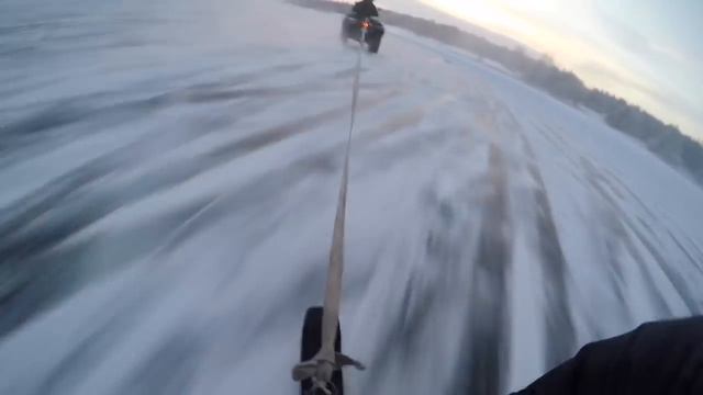 Не удержался на санках смотреть онлайн