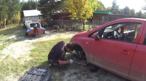 "Опель Корса Д" Замена реостата и тормозных колодок