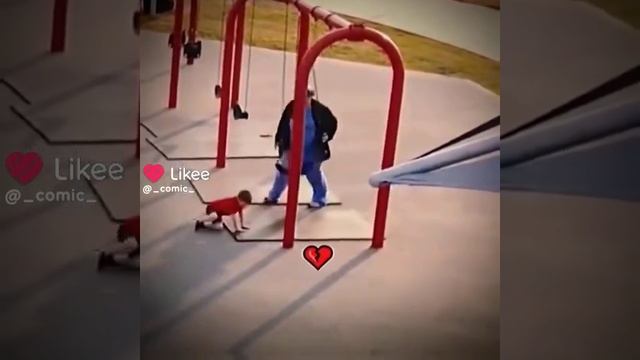 упал мальчик из качели смотреть онлайн