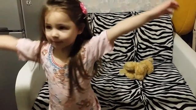 Индийский чай.  Индийские Танцы.
