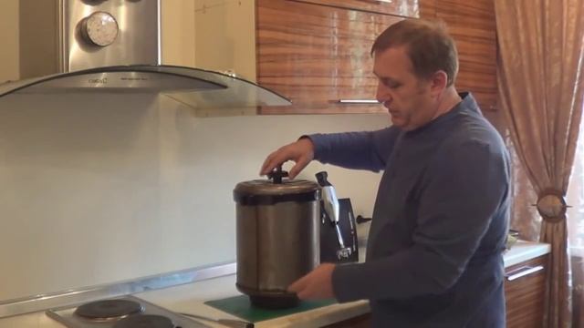Сыр копчёный адыгейский.