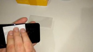 Замена защитного стекла на телефоне Redmi 4x.