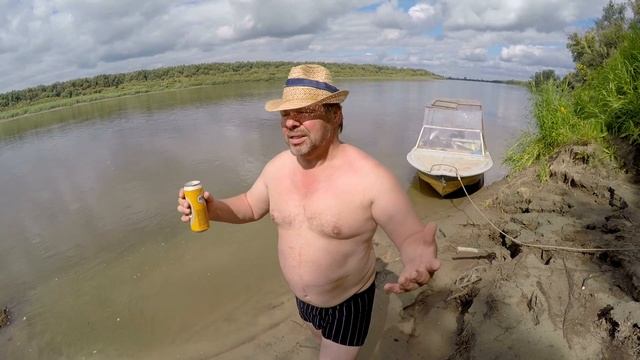 Осетра ловили на семгу. Привет Германии с Оби, с Сибири. смотреть онлайн