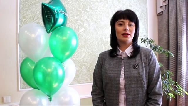 Инна Щеглова поздравила с профессиональным праздником социальных работников.