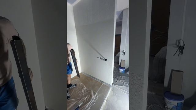 Шпаклевка валиком, нанесение валиком шпаклевку #маляр  #repair #desing  #шпаклевкастен #шпаклёвка