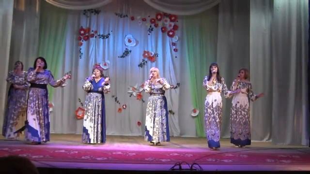 _Горе, девки, горе_, исп. ансамбль _Хорошее настроение_ ( Мучкап) смотреть онлайн