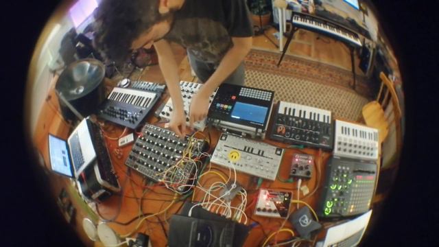 M O M E N T U M | It's more fun 2 compute #3 w/ ALS x Forestide смотреть онлайн