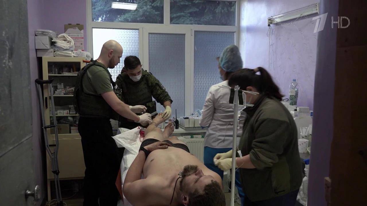 Дополнительные бригады врачей регулярно прибывают в зону военной спецоперации