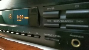 Yamaha CDX-493 Audio CD player