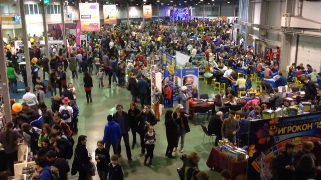 Люди и настольные игры // People and tabletop games смотреть онлайн