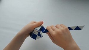 Подставка из змейки Рубика. Змейка.