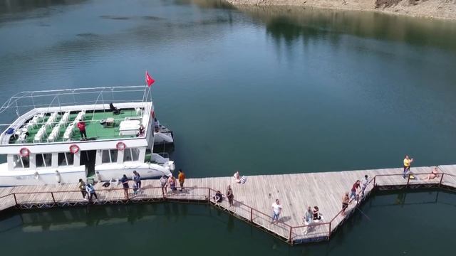 ТУРИСТЫ ПРОСТО ОБОЖАЮТ ЭТО МЕСТО В ТУРЦИИ, НО ЧТО С НИМ ПРОИЗОШЛО? ГРИН КАНЬОН GREEN CANYON TURKEY смотреть онлайн