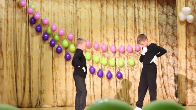 Пантомима "Встреча на улице" смотреть онлайн