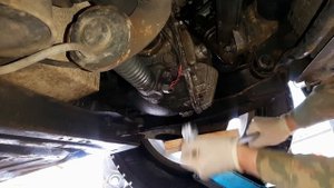 Замена Масла в переднем редукторе Паджеро 4 Oil change in the front gearbox of the Pajero 4