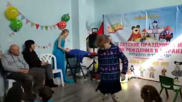 Летающие Дети I Настоящая магия в Израиле I Страна Чудес & Мишаня