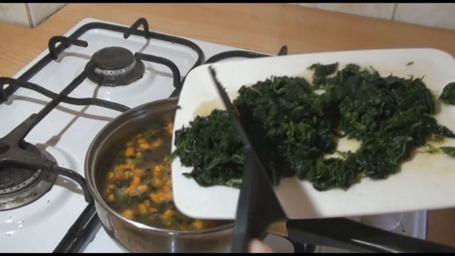 Как приготовить суп из крапивы. Весенний и очень полезный витаминный суп. смотреть онлайн