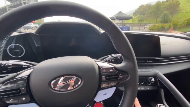 2022 Hyundai Elantra N vs Elantra N Line