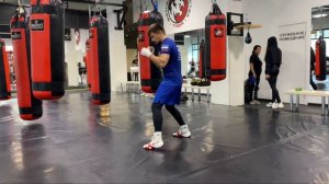 Нокаутирующий боковой удар. Нужно ли скручивать пятку!?