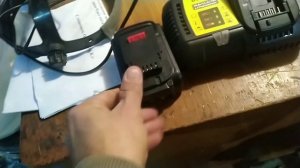 Китайская ?? зарядка + Китайский ? аккумулятор ? для DeWalt.