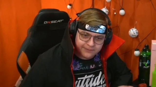 ПЯТЁРКА решил выкладывать ТУПЫЕ МЕМЫ ИЗ ПРЕДЛОЖКИ смотреть онлайн