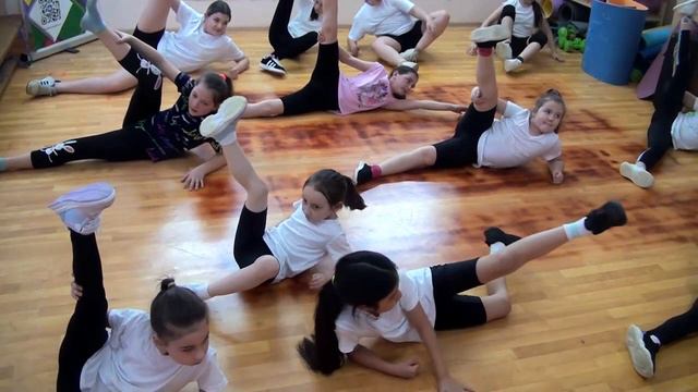 Тренер преподаватель Матвеево-Курганской спортивной школы по фитнес-аэробике
