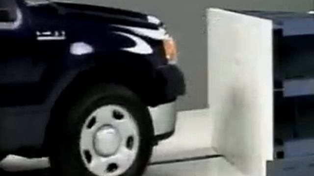 Crash Test 2004 Ford F-150 смотреть онлайн