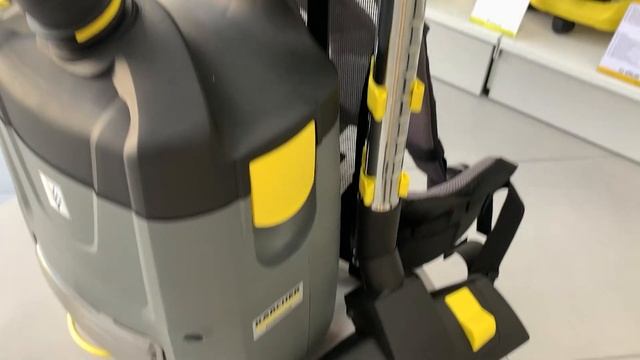 Ранцевый пылесос Karcher BV 5/1 смотреть онлайн