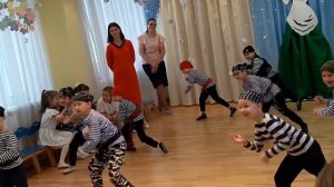 Танец разбойников. Старшая группа