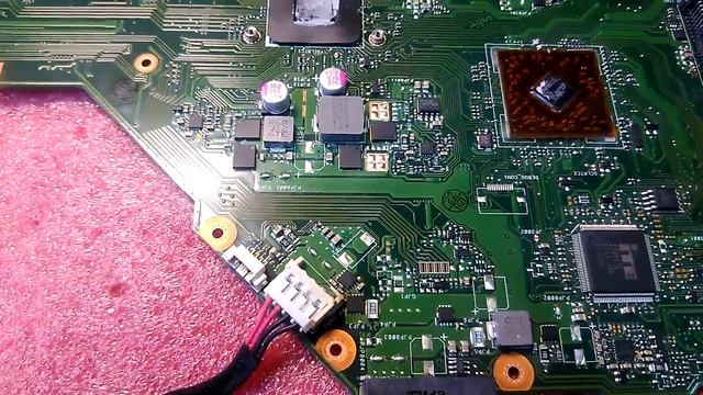 Быстрый ремонт материнской платы ноутбука Asus X55. По горячим следам.