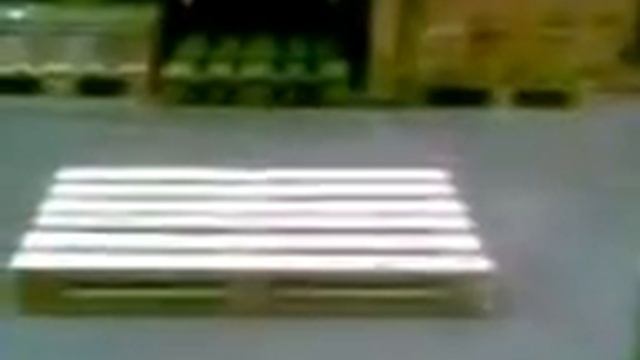 Склад. Последние секунды жизни европаллеты смотреть онлайн