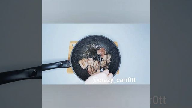 Рецепт салата с куриной печенью ! Обалденный рецепт?#салат#печень#куринаяпечень#каквресторане#