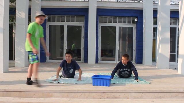 Нечайка. 3 смена. Жизнь животных глазами людей. 3 отряд (Тайна третьей планеты) смотреть онлайн