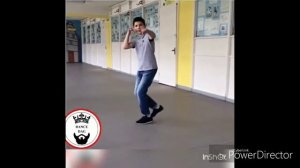 Парень классно танцует Shaffl