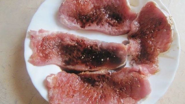 Отбивные из свинины в панировке на сковороде