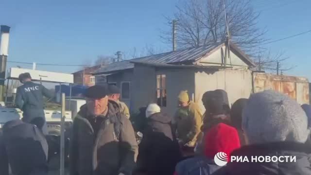 Палаточный лагерь для беженцев из Мариуполя