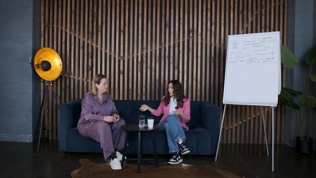 ИЗ ПАРИКМАХЕРА В РУКОВОДИТЕЛЯ САЛОНА КРАСОТЫ / БЬЮТИ-РАЗБОР НА МИЛЛИОН ВЫПУСК №2 смотреть онлайн