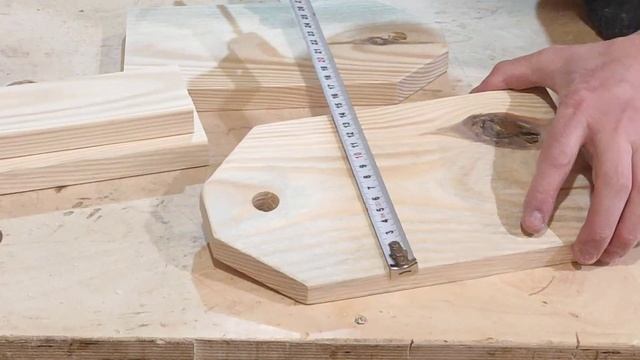 Катушка для поливочного шланга из дерева своими руками.