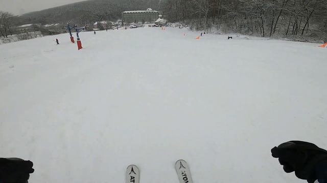 Белокуриха после Шерегеша. Благодать. Горные лыжи. Не работает подъëмник. смотреть онлайн