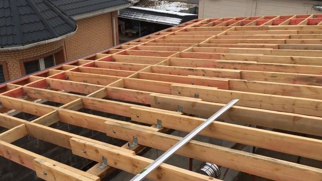 Моя односкатная крыша с углом наклона 9 градусов My one-sloped roof with an angle of 9 degrees DIY