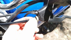 Как снять тросик сцепления с ручки на стелс дельта 200