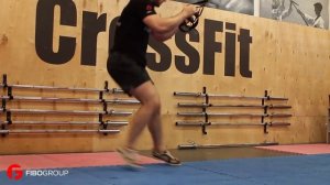 10 упражнений на ноги в TRX петлях