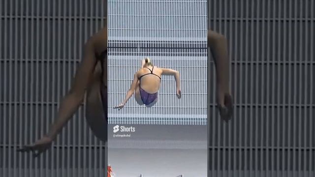 Incredible springboard diving - Delaney Schnell