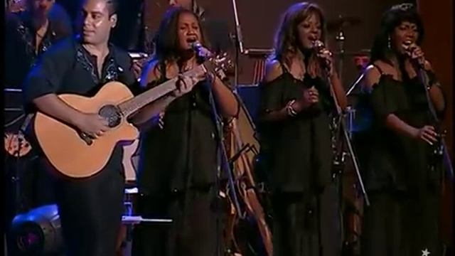 Você me vira a cabeça (me tira do sério) - Alcione - Faz uma loucura por mim (Ao vivo) смотреть онлайн