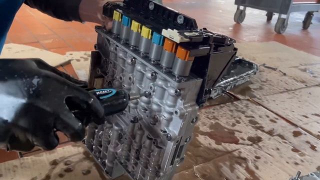 BMW X3 e83 6hpZF - automatic Gearbox valve Block / control module ECU - Replacement смотреть онлайн